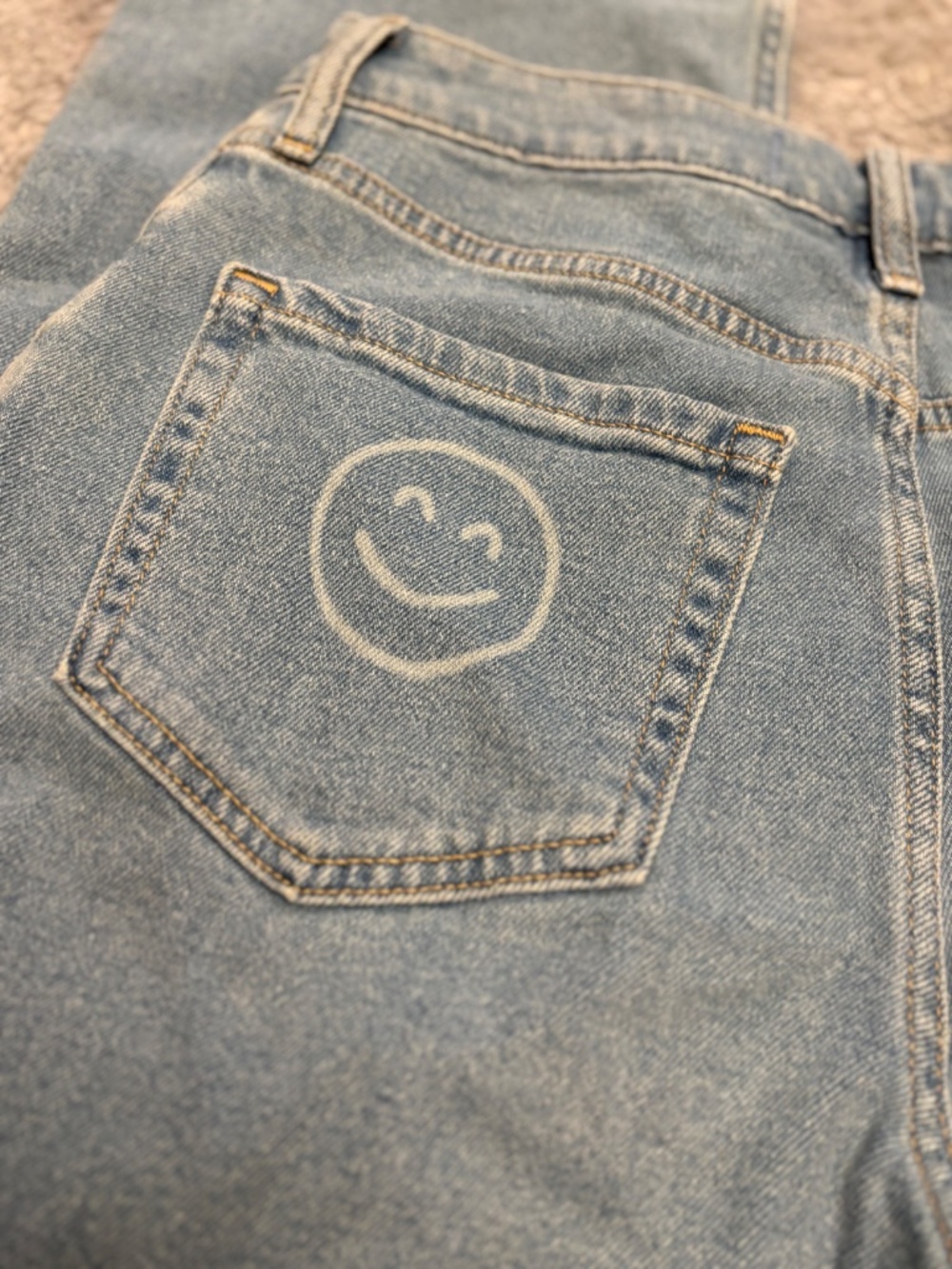 Women's Hollister Ultra High Rise Dad Jeans - Picture 5 of 7
